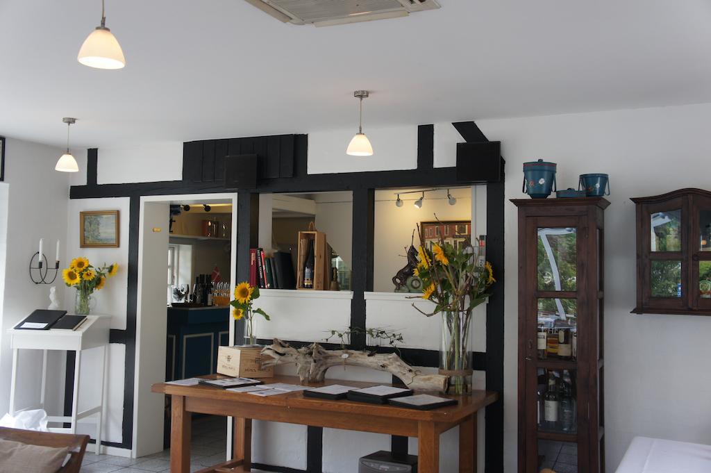 Lyng Dal Hotel Og Restaurant Ry Buitenkant foto